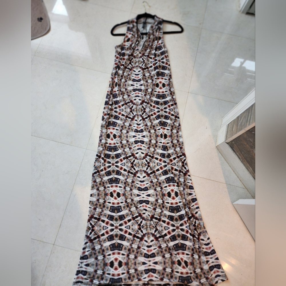 Viereck batik maxi dress